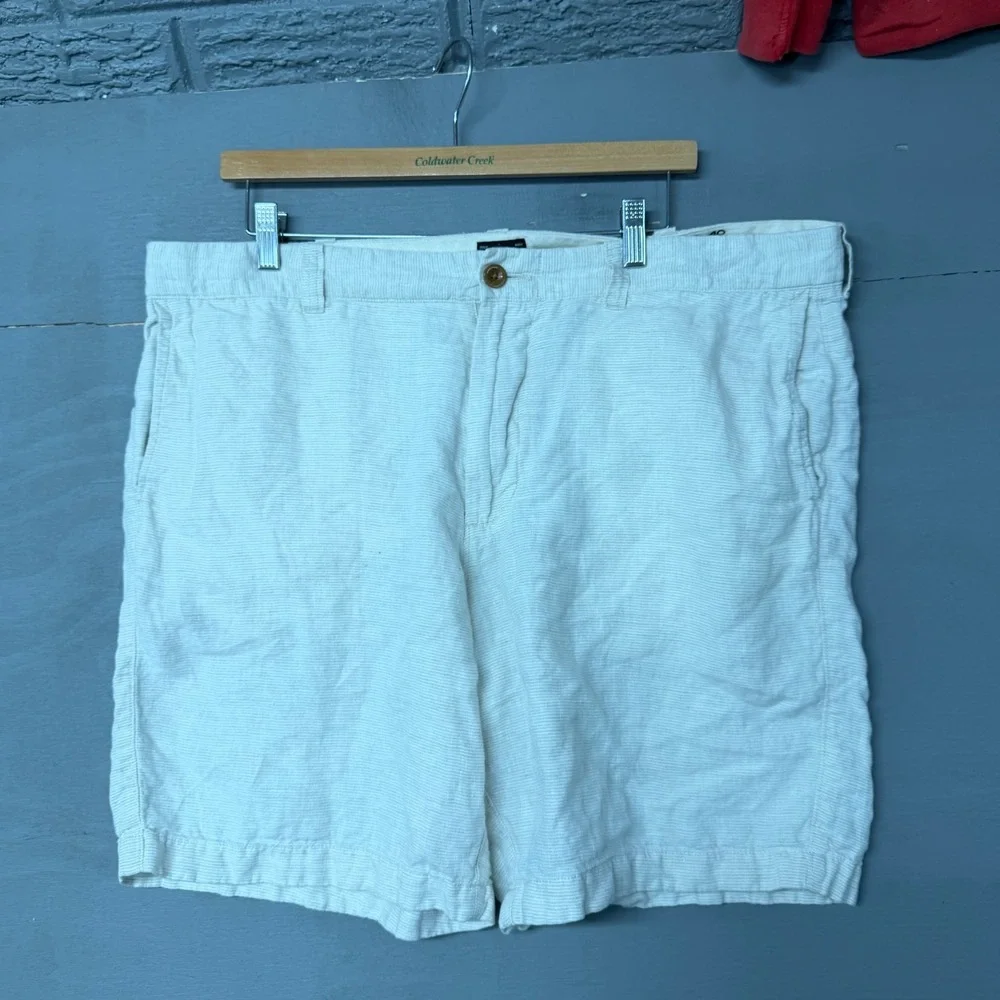 J. Crew Mens 40‎ Cream Textured Seersucker Chino Shorts 9 Inch Inseam Off-White